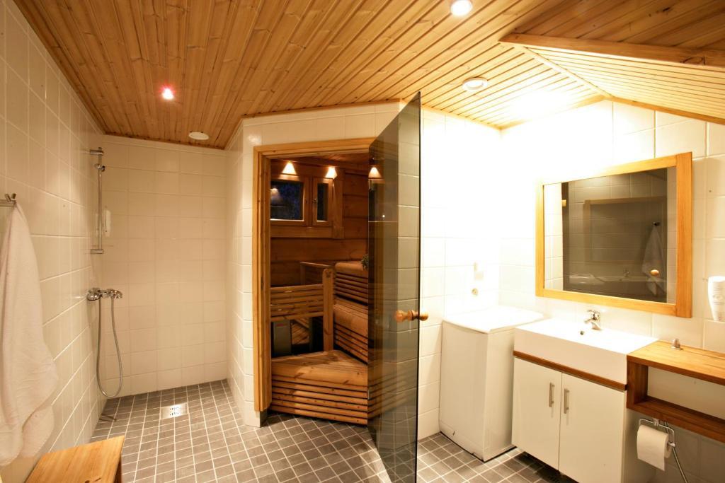 Ounasvaaran Lakituvat Chalets Рованіемі Екстер'єр фото